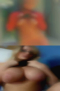 Horny women feet fuck partner pussy.