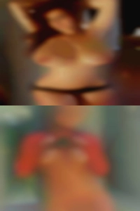 Pussy naked woman playing guitar in real club.